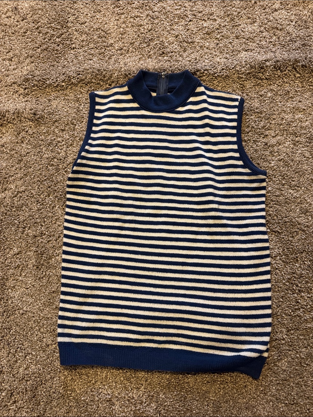 Vintage stripe striped sleeveless sweater Size Small - Medium S - M blue white